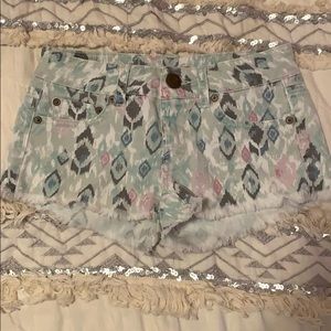 American Eagle Tribal print Shorts